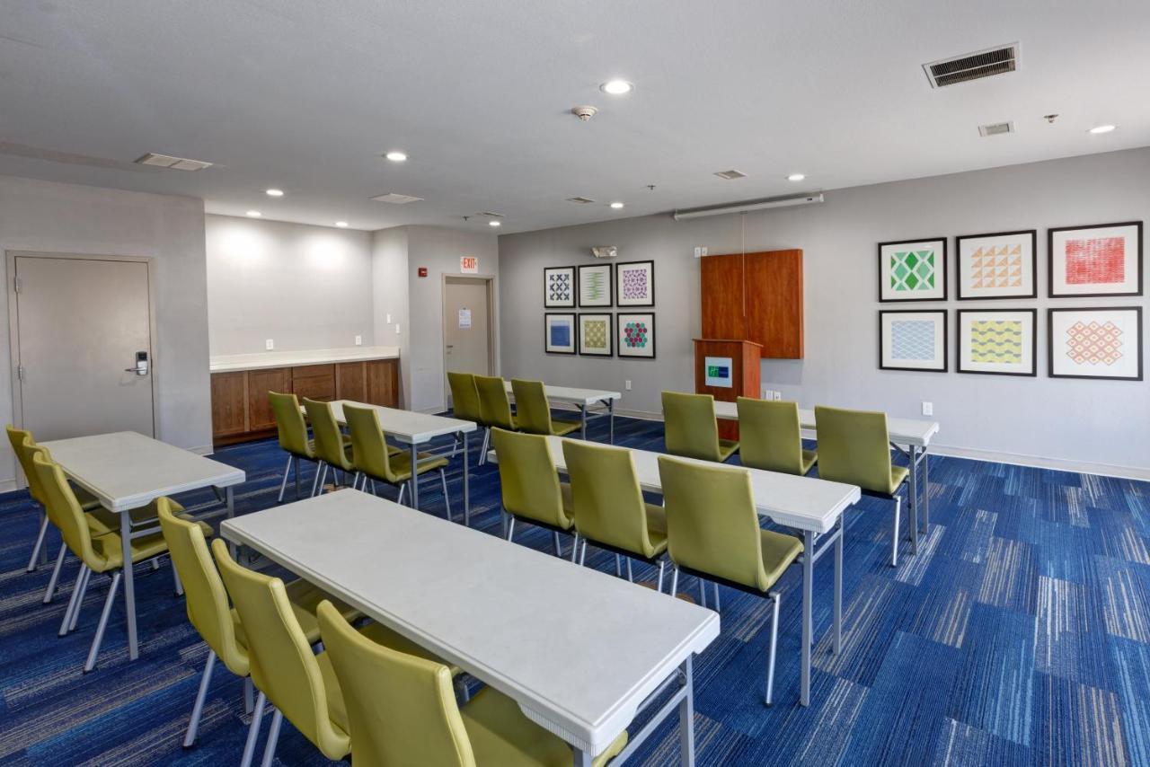 Holiday Inn Express Hotel & Suites Shelbyville By Ihg Zewnętrze zdjęcie
