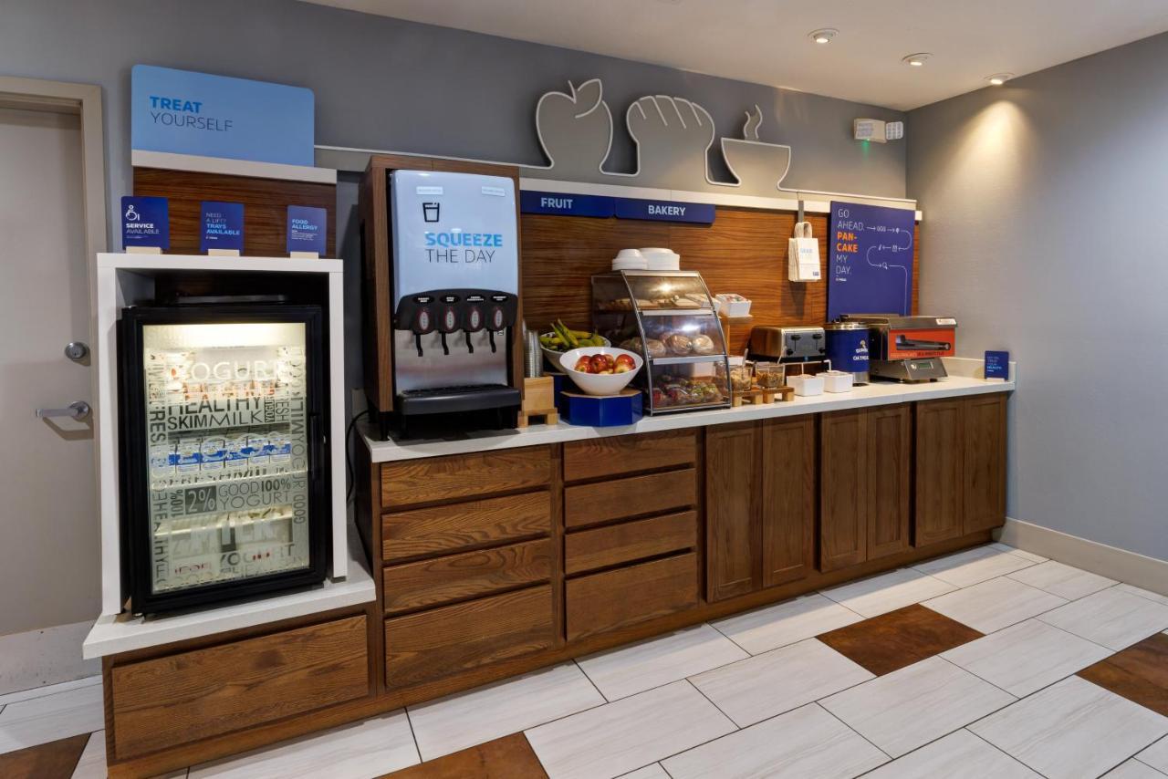 Holiday Inn Express Hotel & Suites Shelbyville By Ihg Zewnętrze zdjęcie