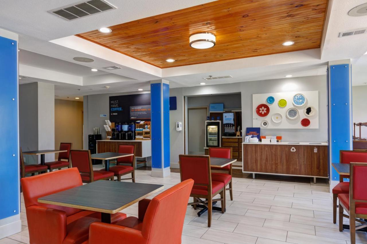 Holiday Inn Express Hotel & Suites Shelbyville By Ihg Zewnętrze zdjęcie