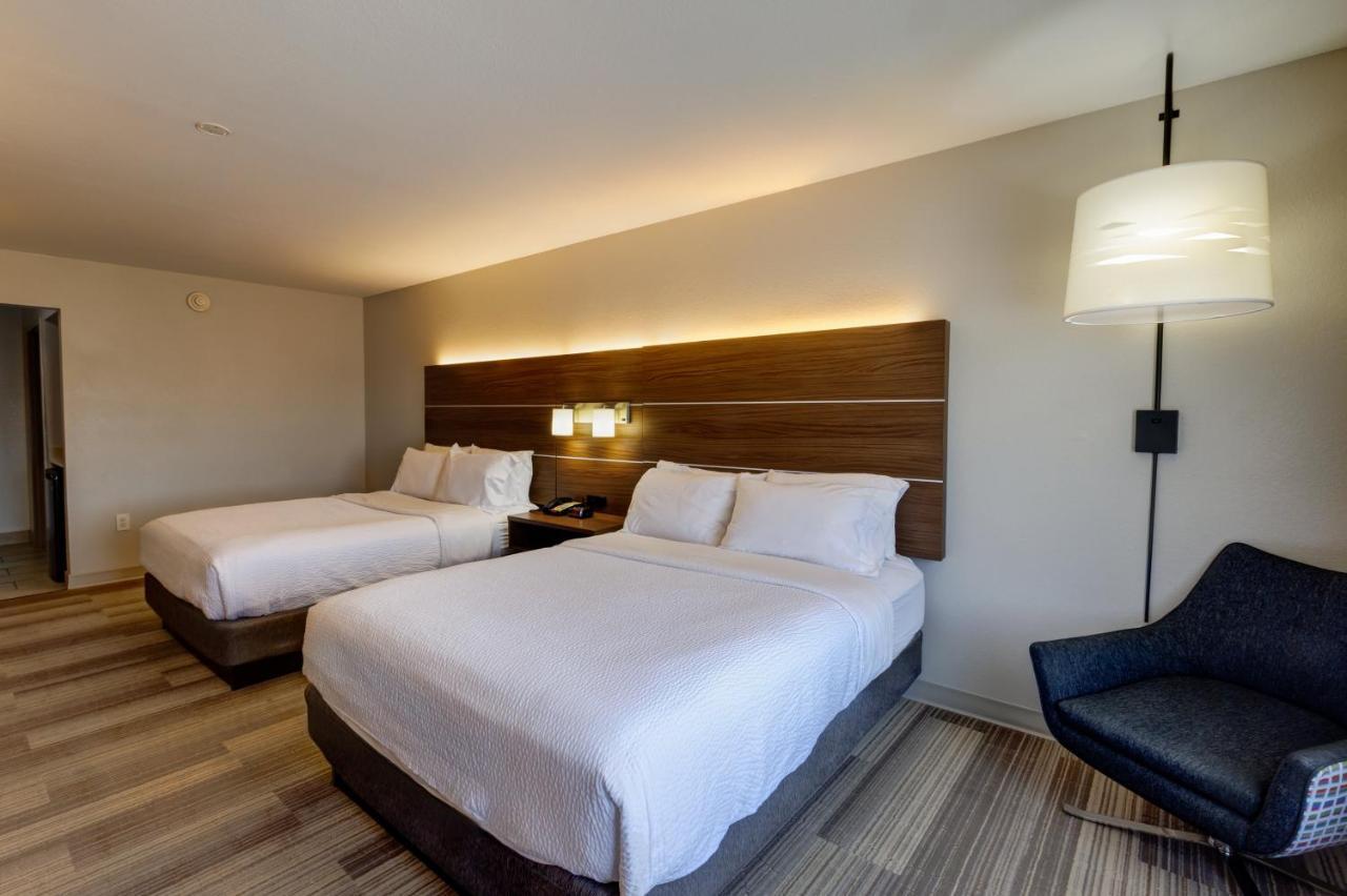 Holiday Inn Express Hotel & Suites Shelbyville By Ihg Zewnętrze zdjęcie