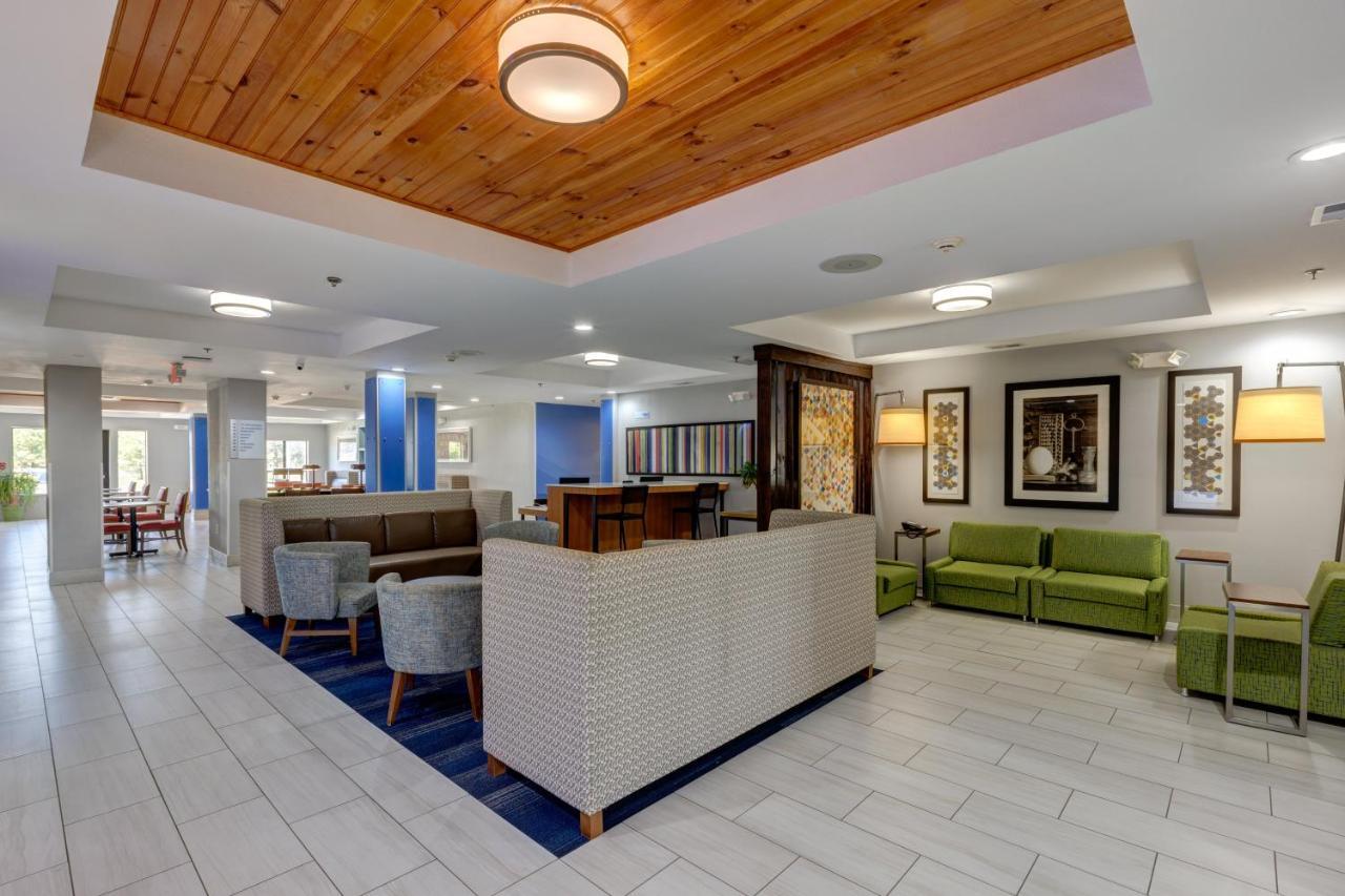Holiday Inn Express Hotel & Suites Shelbyville By Ihg Zewnętrze zdjęcie