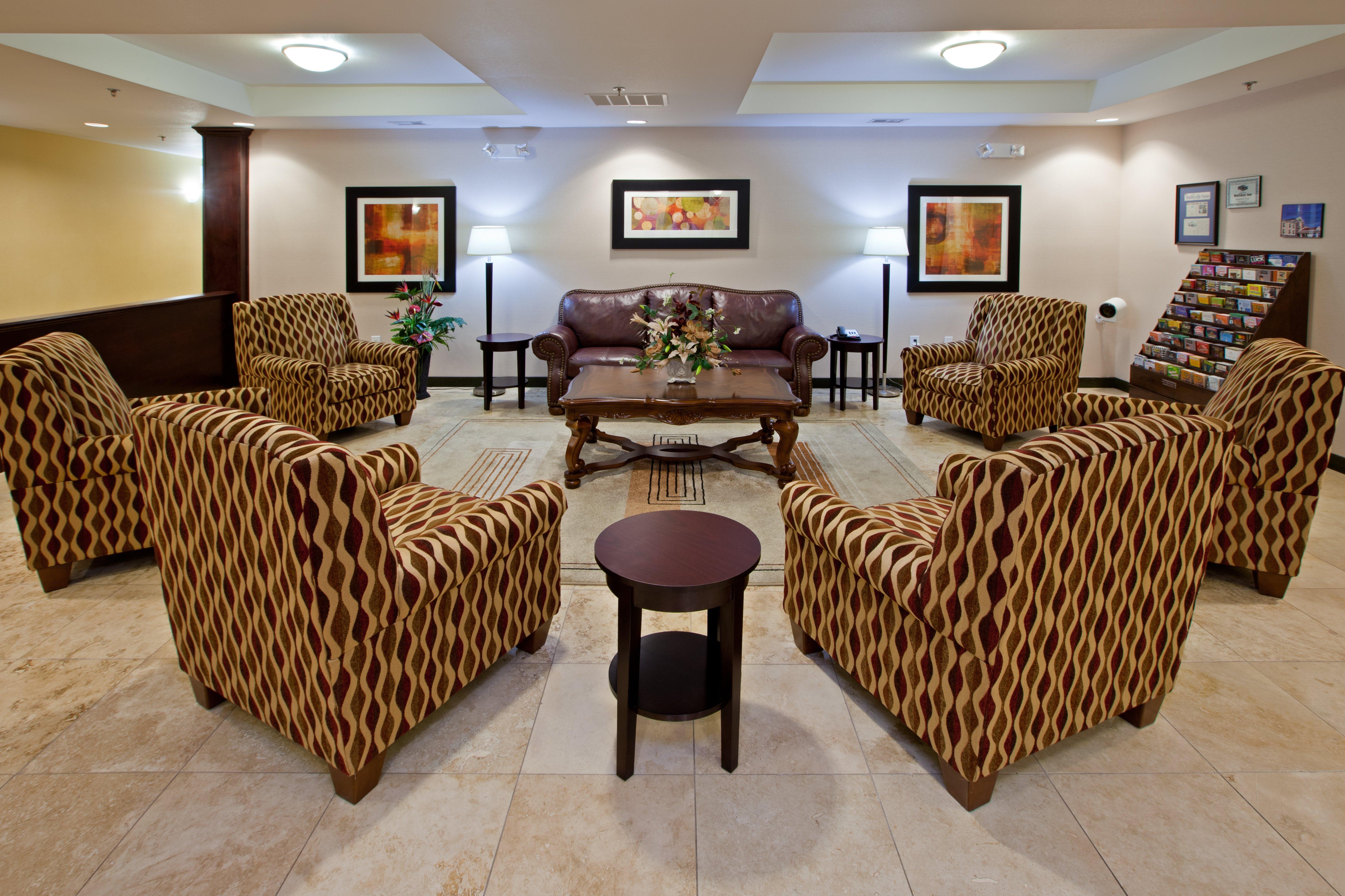 Holiday Inn Express Hotel & Suites Shelbyville By Ihg Zewnętrze zdjęcie